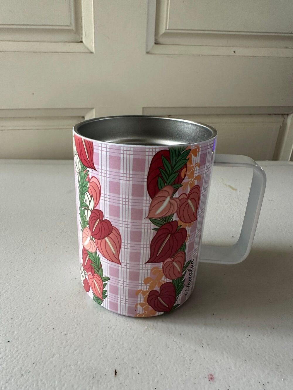 Hāmākua Creations Hawaiian Palaka Anthuriums Pikake Maile Stainless Steel Mug